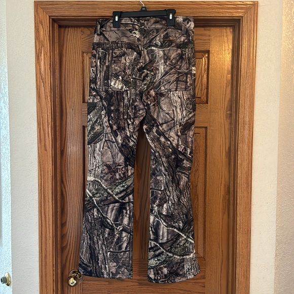 Ladies insulated, water repellent, camo pants - Picture 4 of 6